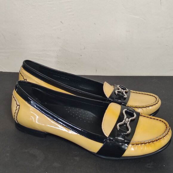 Cole Haan Loafers Womens Size 10 Black Tan Horsebit Leather Heeled Moc Toe Shoes - Picture 1 of 12